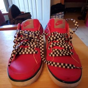 Nike Shoes - Nike shoes Nike Shoes - Nike shoes